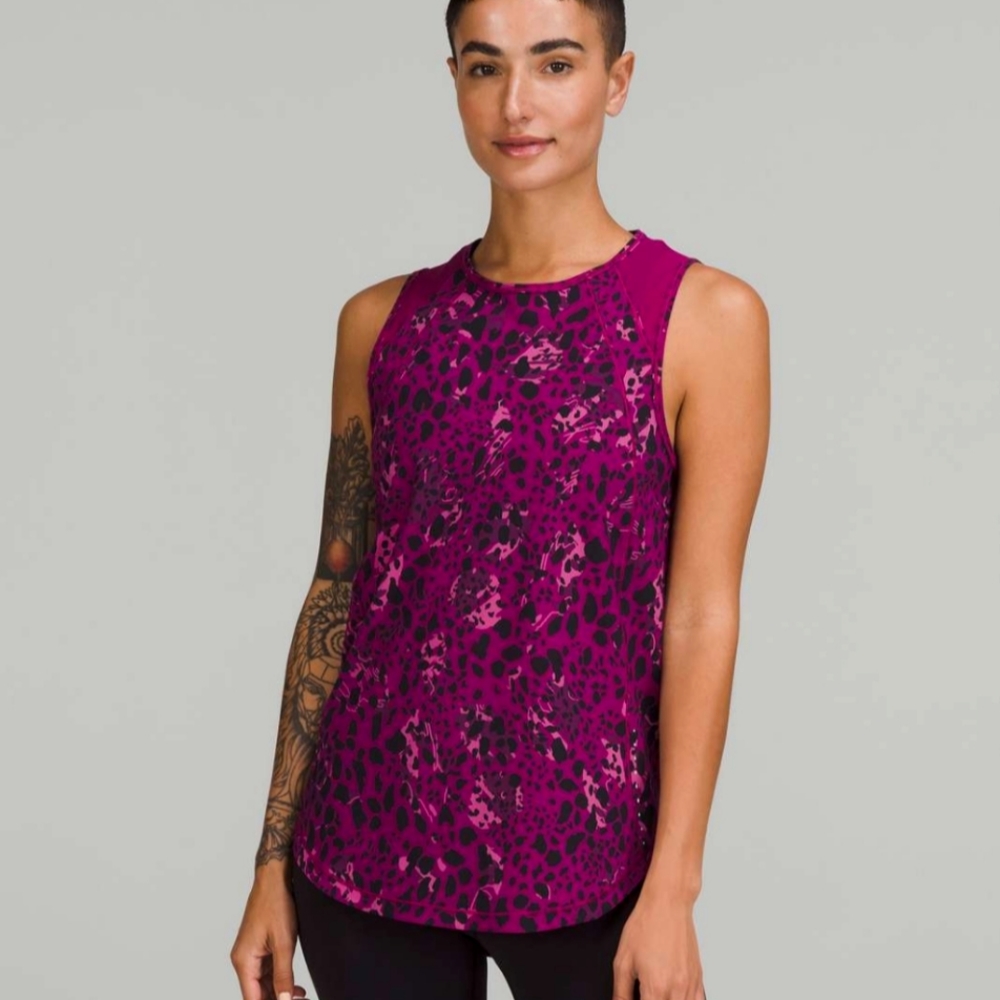 NWT Lululemon Sculpt Tank Top Purple Cheetah Camo Size 4